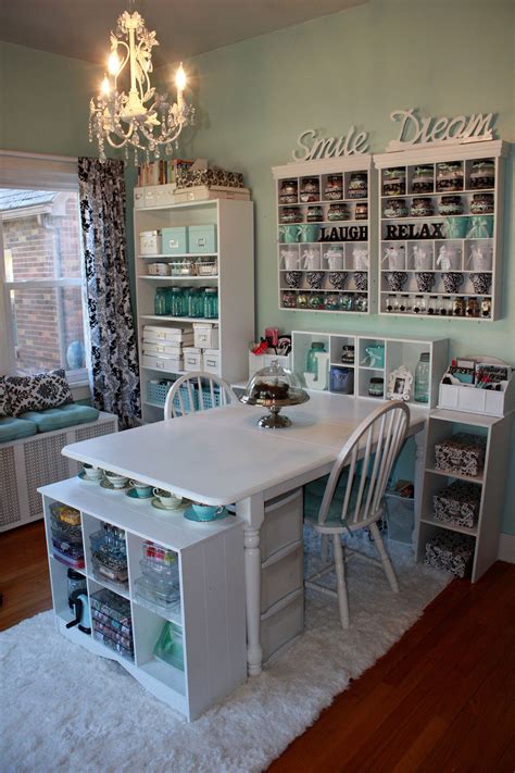 The best home office ideas offer far more than good looks. ~better pic of the rug~ - Scrapbook.com | Diy craft room ...