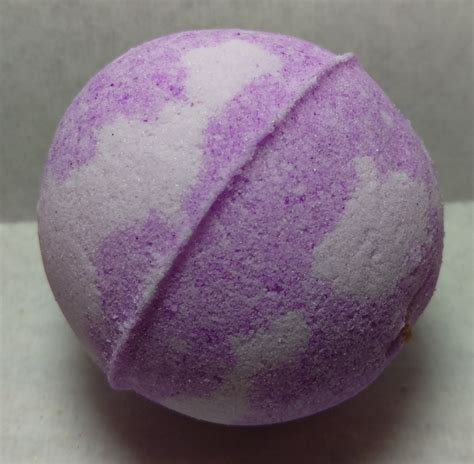Lavender Aromatherapy Bath Bomb Eco Friendly Packaging