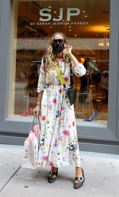 Her parents divorced, and her mother later remarried to paul forste and had four more children, bringing the total to eight. SARAH JESSICA PARKER Out and About in New York 08/11/2020 ...