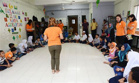 Yayasan chow kit provides the children with a safe, spacious environment for them to spend their time in and indulge in beneficial activities. PPB Group Berhad - PPB Celebrates Hari Raya With The ...