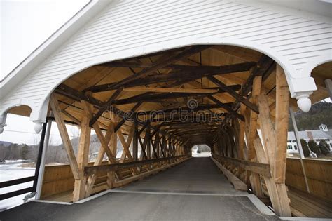 Entrance To Historic White Covered Bridge Stark New Hampshire Stock
