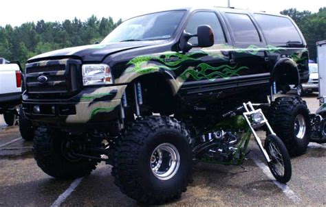 Lifted Ford Excusion 4x4