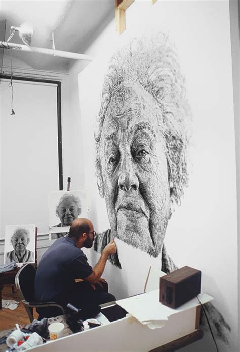 Chuck close belongs to that special group of painters known to boggle your mind with illusions. Portrait Made of Thousands of Fingerprints | Bored Panda