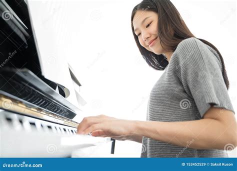 Portrait Asian Woman Playing Playing Piano Stock Image Image Of