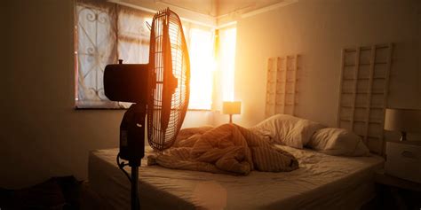 Uk Heatwave Why Sleeping With A Fan On In This Hot