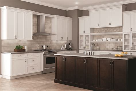 Wolf is one of the low/mid range cabinet producers in the u.s. OXFORD - WOLF TRANSITION - BJ Floors and Kitchens