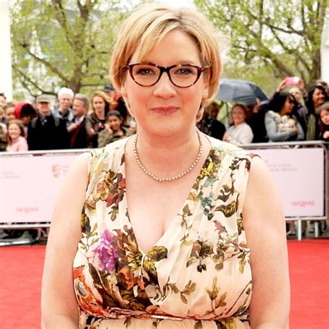 comedian sarah millican s response to her twitter haters is nothing short of amazing e online