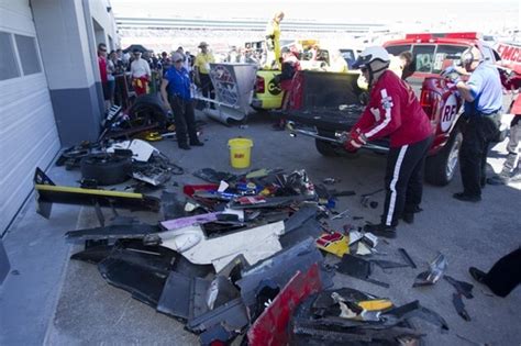 Indy 500 Winner Dan Wheldon Dies In Fiery Crash In Las Vegas The Salt