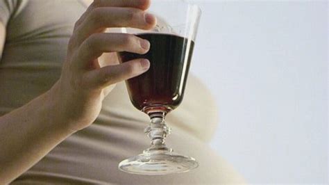 Stronger Warnings Needed Over Pregnant Women Drinking Bbc News