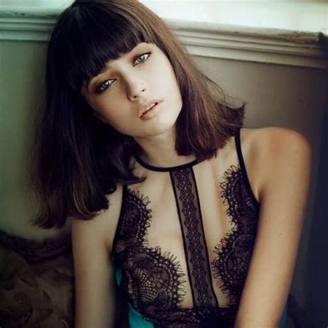 Check spelling or type a new query. 50 Gorgeous Medium Length Haircuts for Thick Hair | All ...