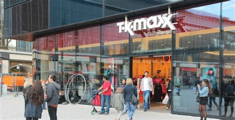 Earn 5 points for every $1 spent at t.j. TJ Maxx Credit Card Review