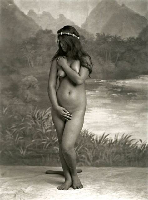 Tahiti Women Naked. 