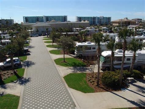Santa rosa rv resort credit: Destin RV Beach Resort