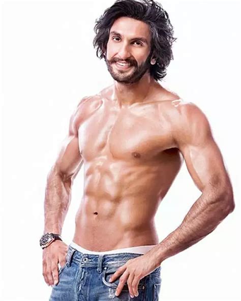 Ranveer Singh Reveals How He Stopped A Fan From Leaking A Video Of Him Naked Filmfare Com