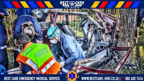 Driver Critically Hurt After Crashing Into Tree In The West Rekord