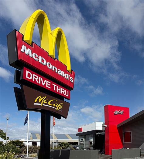 All 103 Images What Fast Food Restaurant Has The First Drive Through