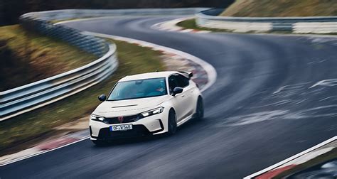 Hondas Civic Type R Fl5 Retakes Fastest Fwd Time At The Nurburgring