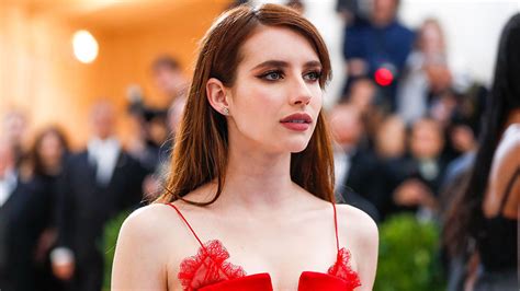 emma roberts returning to ‘american horror story cult — first photo on set variety