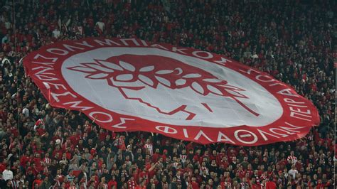 Olympiacos football club, also known simply as olympiacos, olympiacos piraeus or with its full name as olympiacos c.f.p. Suspected Olympiakos Fans Invade Stadium, Leave Four ...