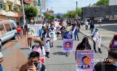Marchan En Chilpancingo En Jornada De Lucha Por Los 43