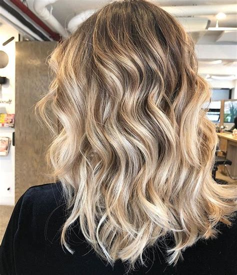 See more ideas about haircut tip, hair cutting techniques, hair cuts. Make it G L O W . : @alisoncampbellhair | Hair styles ...