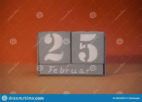 25 Februar On Wooden Grey Cubes Calendar Cube Date 25 February