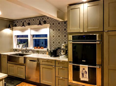 Discover all of it right here. Martha Stewart Kitchen cabinets | Kitchen cabinets, Martha ...