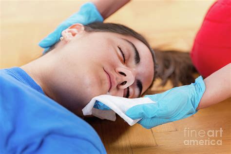 Food Poisoning First Aid Training Photograph By Microgen Imagesscience