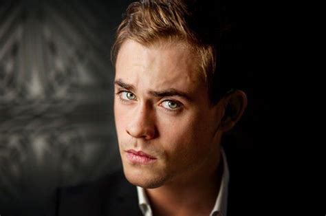 Pictures And Photos Of Dacre Montgomery Dacre Montgomery Actors