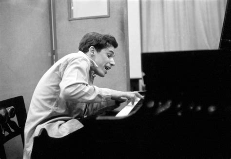 5 Hours Of Glenn Gould Outtakes Why Listen And Find Out The New