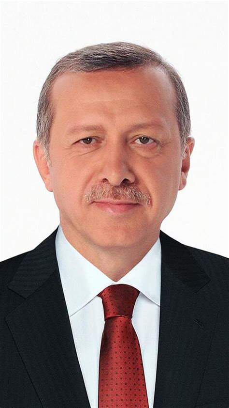 Recep tayyip erdoğan, 1976 yılında msp beyoğlu gençlik kolu başkanlığı'na ve aynı yıl msp i̇stanbul gençlik kolları başkanlığı'na seçildi. Recep Tayyip Erdoğan Networth | Celebrity Net Worth