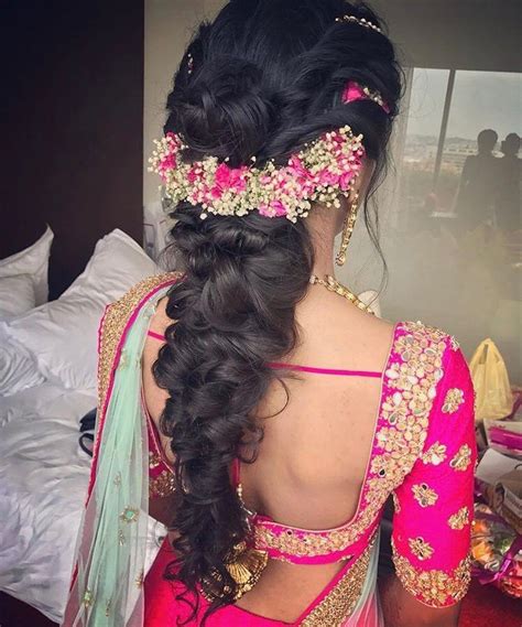 Pin By Shilpa Ramnani On Hairstyles Wedding Hairstyles For Long Hair Engagement Hairstyles