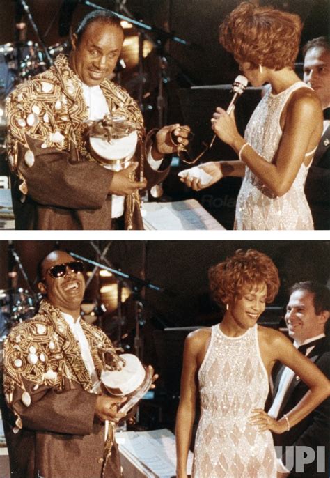 Photo Stevie Wonder And Whitney Houston At The Brass Ring Awards Arkmisc19901027040