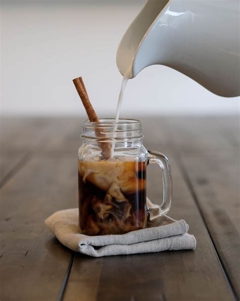 The Best Cold Brew Coffee At Home Easy Recpie Diy Cold Brew Coffee