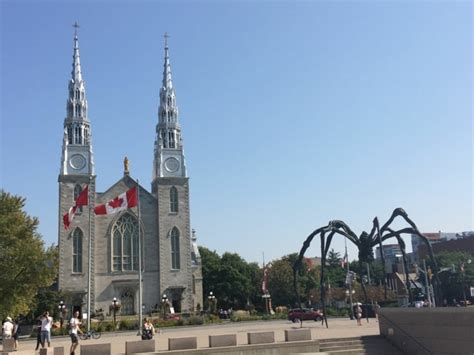 La moins chère est en covoiturage, ce qui coûte $20. Blog de voyage au Canada - Ottawa, Ontario