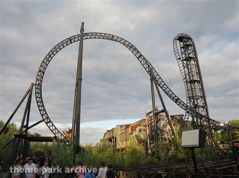 Theride reminds riders that face masks are required when riding public transit. SAW The Ride at Thorpe Park | Theme Park Archive