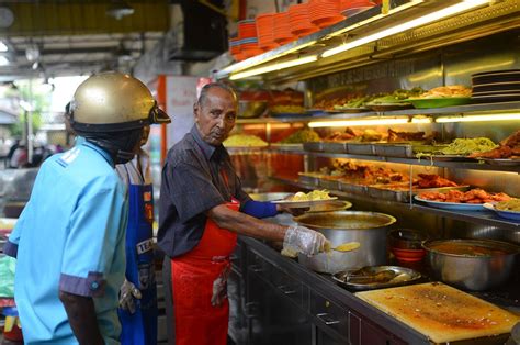 It was popularized by tamil muslim traders from india. 3 Famous Nasi Kandar Outlets In Penang Were Ordered To ...