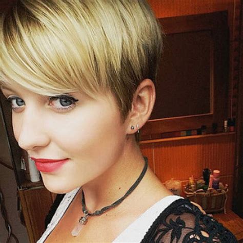 We did not find results for: Shaggy, Messy, Spiky, Choppy, Curls, Layered Pixie Hair ...