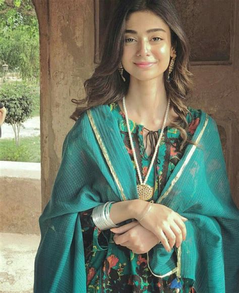 Noor Khan Beautiful Pakistani Dresses Pakistani Outfits Desinger