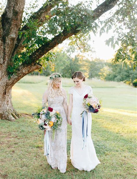 A backyard wedding turned out to be perfect. Ethereal + Enchanted Bohemian Backyard Wedding | Green ...