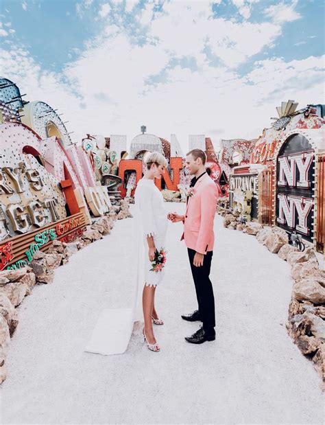 Lucky In Love This Quintessentially Las Vegas Drive Thru Elopement Is