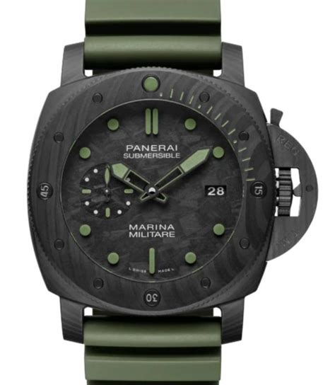 Panerai Submersible Marina Militare Carbotech Carbon Fibre 47mm Black