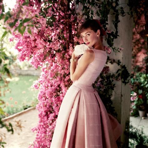 32 Iconic Style Moments Of Audrey Hepburn In The 1950s And