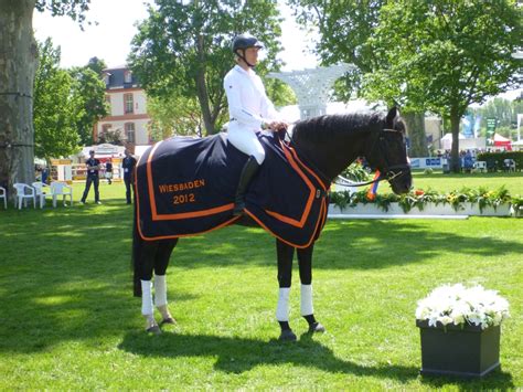 Ingrid klimke is a german eventing rider. Ingrid Klimke im Interview | will-reiten.de