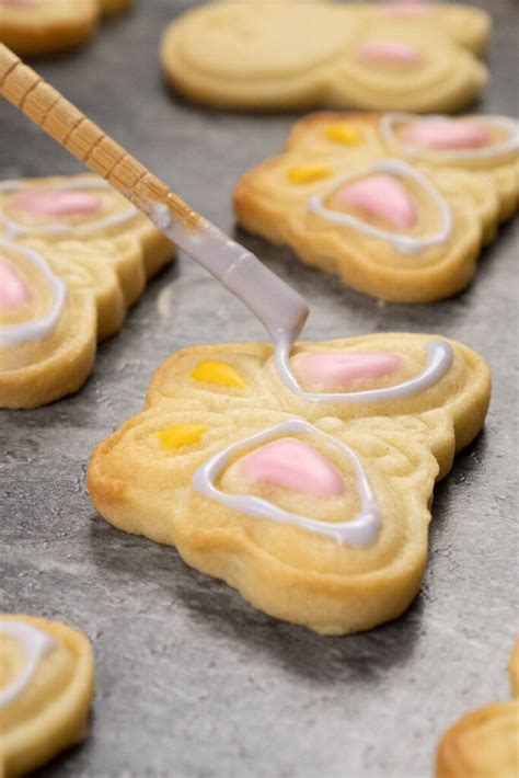 Iced Biscuits Easter Cookie Cutter And Decorate Flawless Food