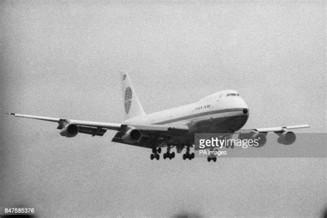 Boeing 747 Jumbo Jet Photos And Premium High Res Pictures Getty Images
