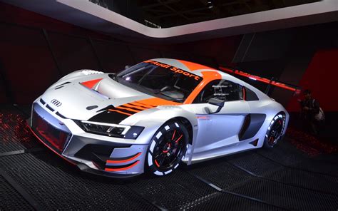 Audi R8 Lms Gt3 This Race Car Shows The New Face Of The R8 The Car Guide