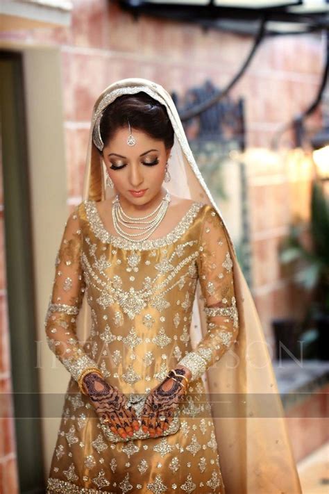 Pakistani Gown Pakistani Bridal Makeup Pakistani Wedding Outfits