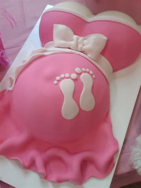 pregnant belly cake