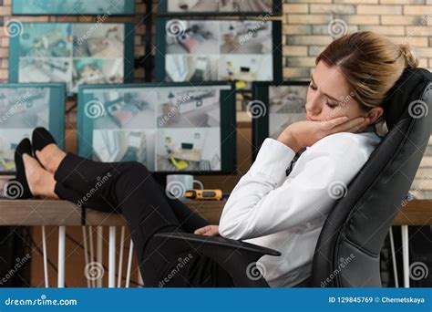 Female Security Guard Sleeping At Workplace Stock Image Image Of Mature Computer 129845769